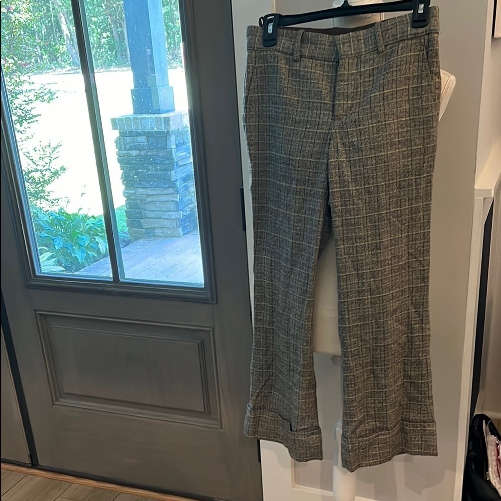 Women’s wool cropped pants
Brand:pink tartan